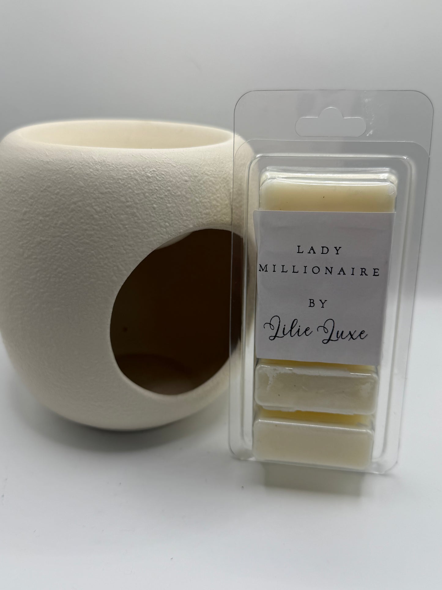 Lady Millionaire XL Luxe Clamshell