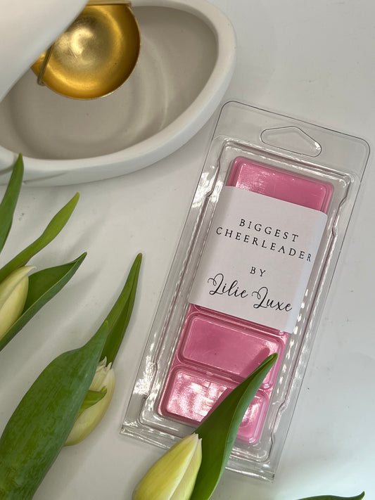 Biggest Cheerleader 50g Clamshell
