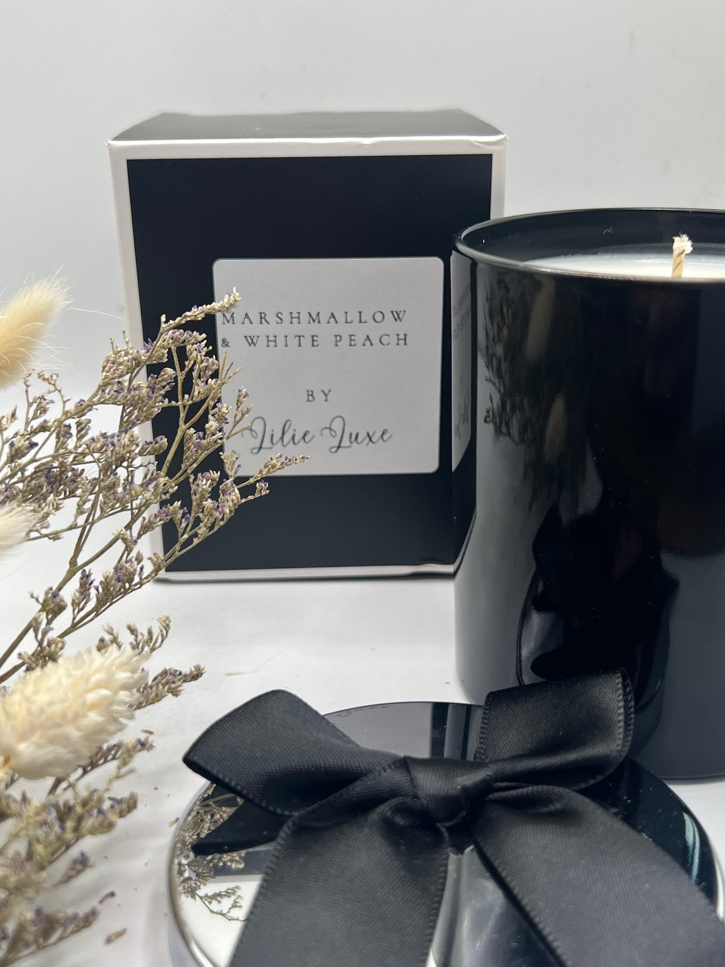 Lotti Marshmallow & White Peach 30cl Candle