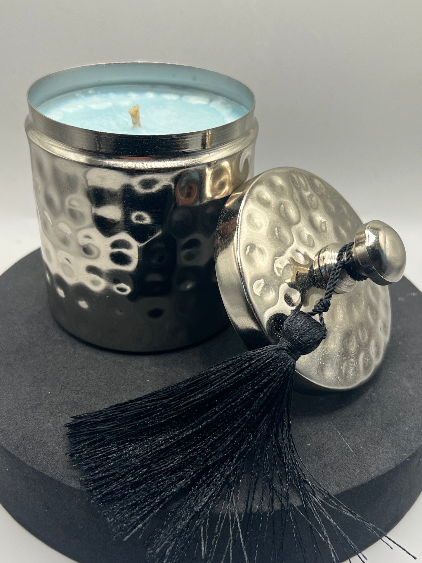 Hammered Silver Tassel Candle - Lenny Velvetised Spring Awakening - 230g